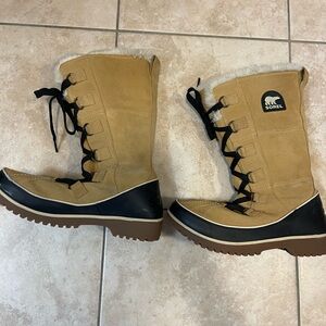 Sorel Tivoli tall winter boots size 9